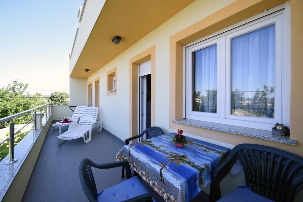 Apartments Rudy Jadranovo Exterior photo